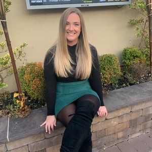 Meet your Posher, Adrianne